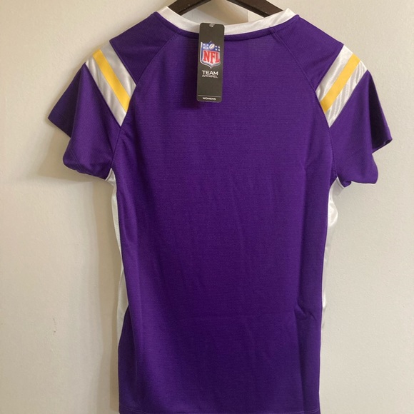 NFL 1st & fashionVikings team woman’s top - Picture 3 of 3
